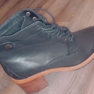 Boot heels